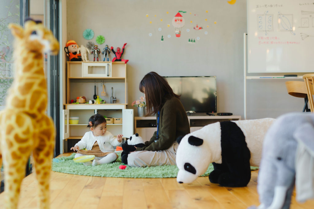 【中途】保育担当・設計アシスタント