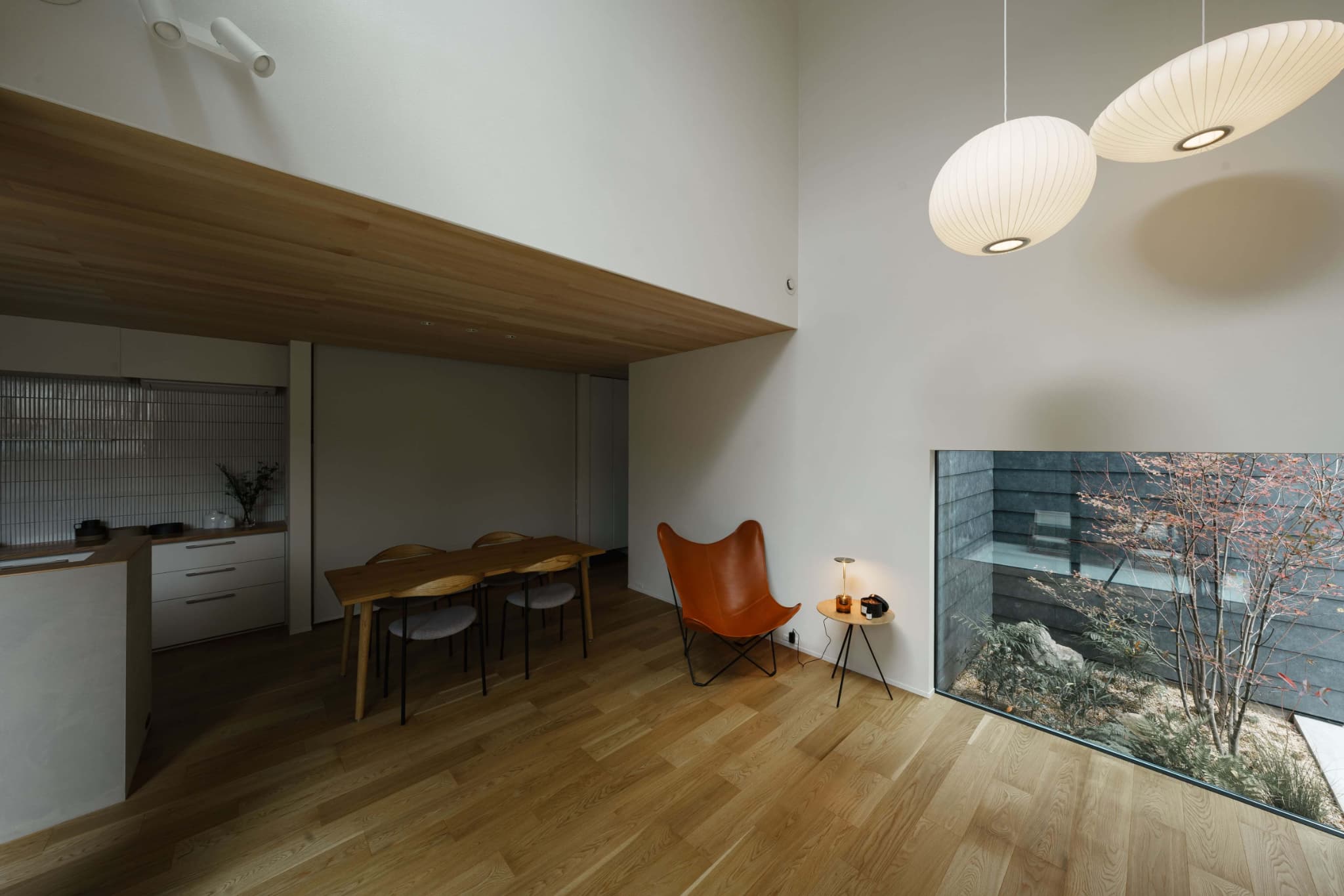 トレンドに左右されない上質な内装のトータルコーディネート術